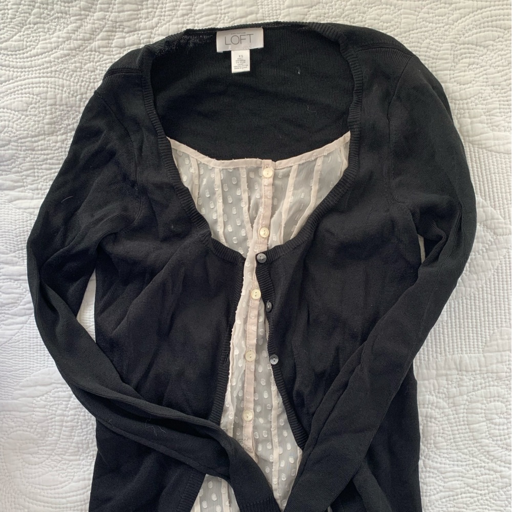Anne Taylor Loft Button and Lace Top